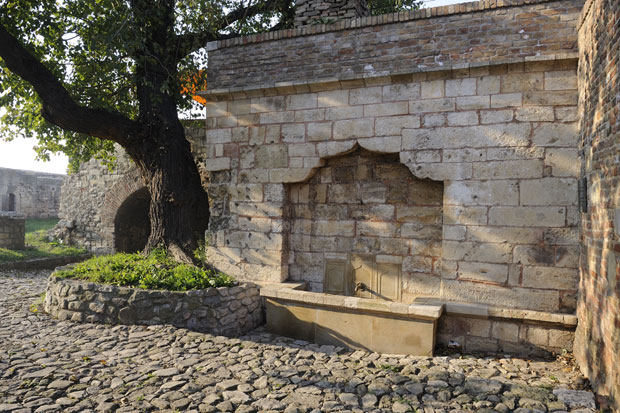 Град Београд обнавља споменике